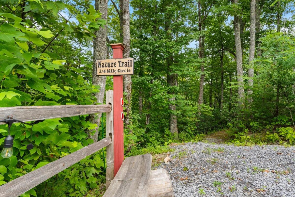 Villa Cabin 5 Studio Cabin With Hot Tub, Water View And Fire Pit Sevierville Exterior foto